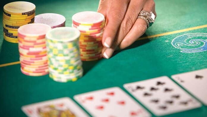 Poker strategies to reach the showdown