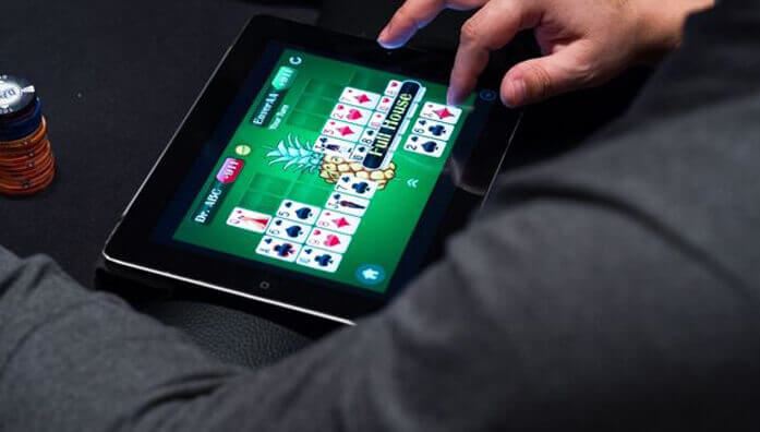 how to play poker online