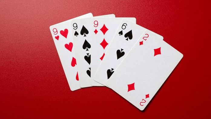 Poker hands chart of three of Kind / Set